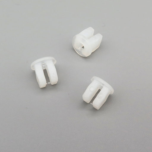 7x7 Screw Grommet, Fiat 14115980 - VehicleClips