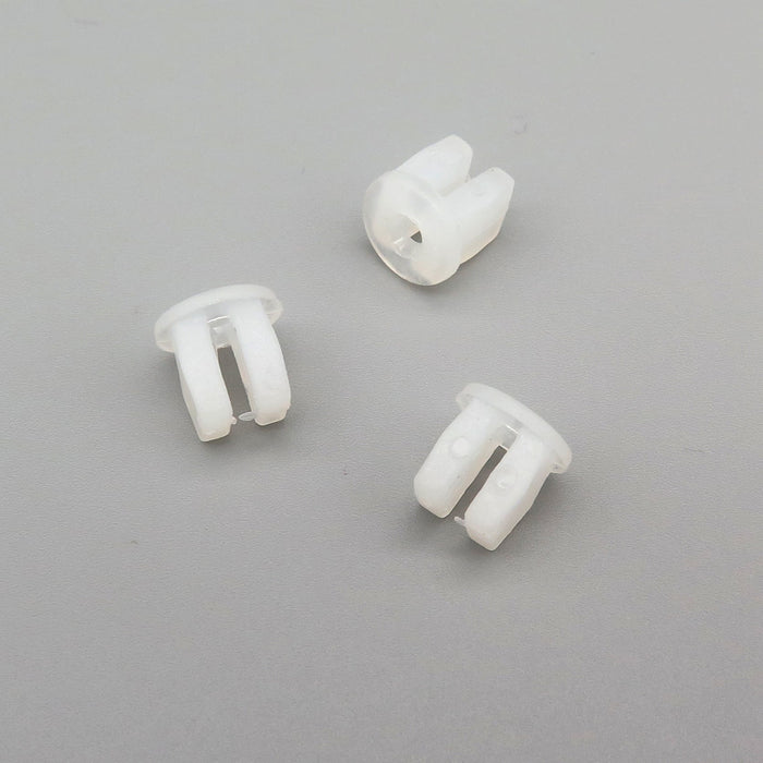 7x7 Screw Grommet, Fiat 14115980 - VehicleClips