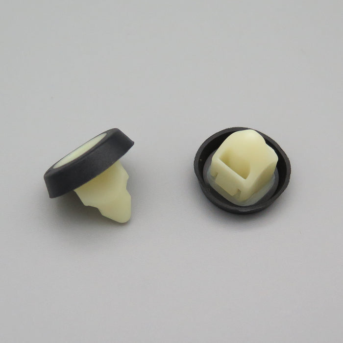 Plastic Screw Grommet with Rubber Gasket, BMW 07147429950