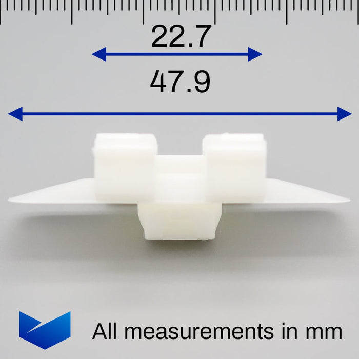 Body Side Moulding Strip Clips, Mercedes A0079887178 - VehicleClips
