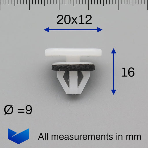 Ford Transit Connect Wheel Arch & Side Moulding Trim Clips - 4493651 - VehicleClips