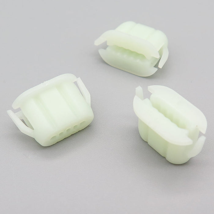 Insert Grommet, White, Dacia 7703081233 - VehicleClips