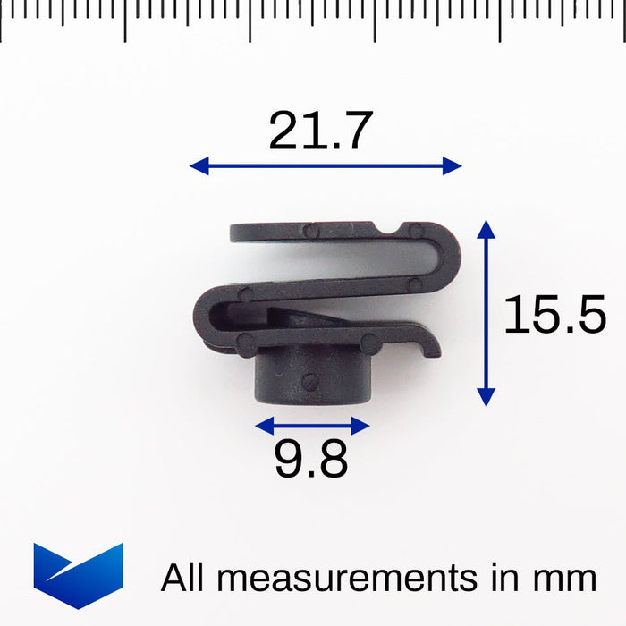 Plastic Spire Clips, Hyundai 8682528000 - VehicleClips