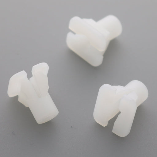 Screw Grommet for Interior & Exterior Trim, Alfa Romeo 7663916 - VehicleClips