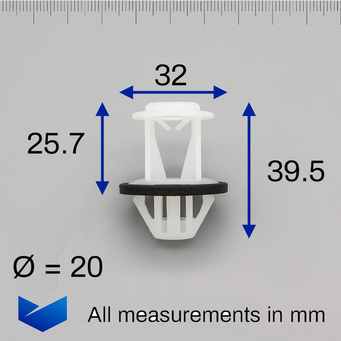 Side Skirt & Sill Moulding Cover Clips, Mercedes A0009917298 - VehicleClips
