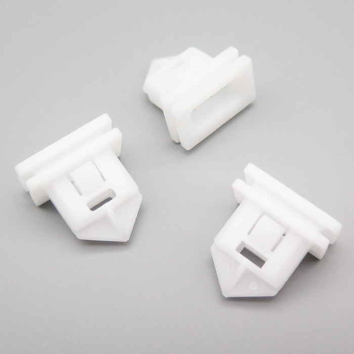 Side Skirt & Sill Moulding Cover Trim Clips - Volvo 8678010 - VehicleClips