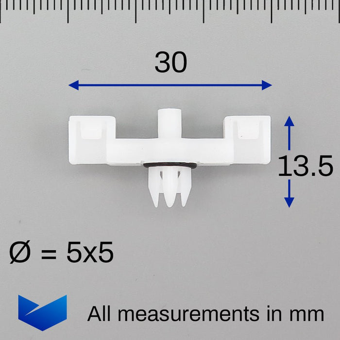 Trim Moulding Clip - Volkswagen 7L0853547A , 7L0 853 547 - VehicleClips