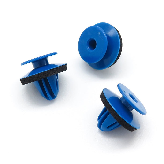 Trim Moulding & Wheel Arch Flare Clips, Audi 8U0853909 - VehicleClips