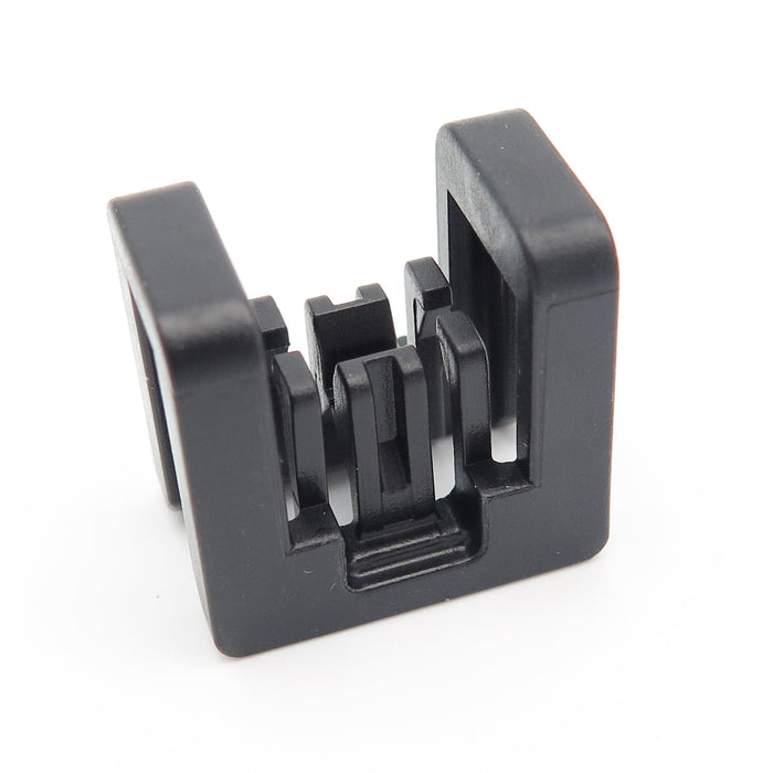 Trim Panel Retaining Clip, Nissan 668204BA5A - VehicleClips