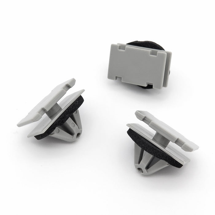 Wheel Arch Flare Trim Moulding Clip, Jeep 68172491AA - VehicleClips