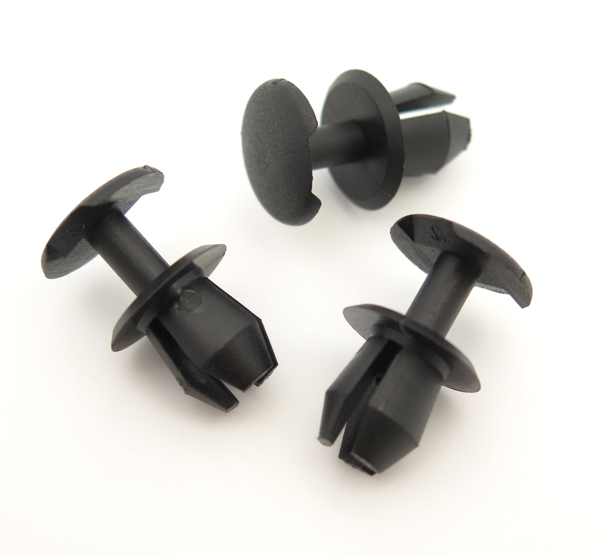 Vw Plastic Rivot 8mm Push Fit Black Plastic Rivet for Bumpers & Trims- Volkswagen 33386 ...