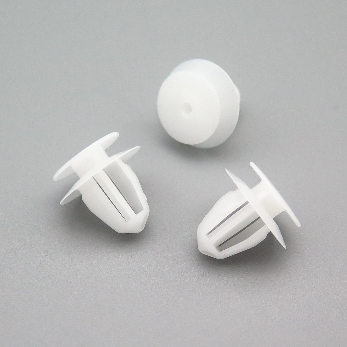 TKS100 Radiator Grille Trim Clips- Citroen Dispatch / Jumpy 6995X3