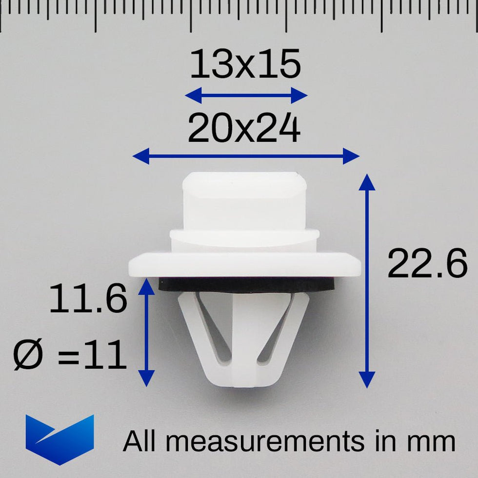 Honda CRV Plastic Clips for Tailgate / Rear Door Trim Moulding Clips 9