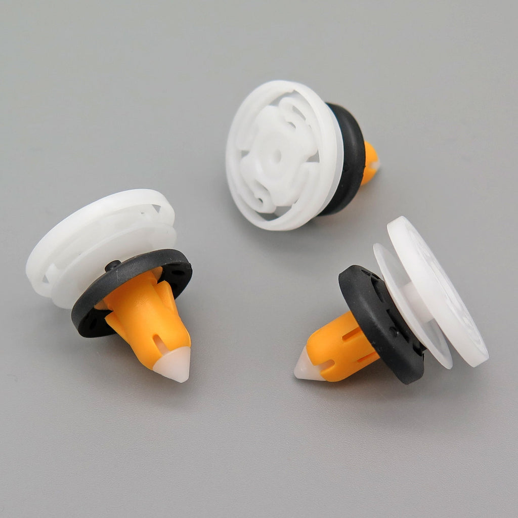 Jeep Renegade Door Card Clips, Jeep 51987227 — VehicleClips
