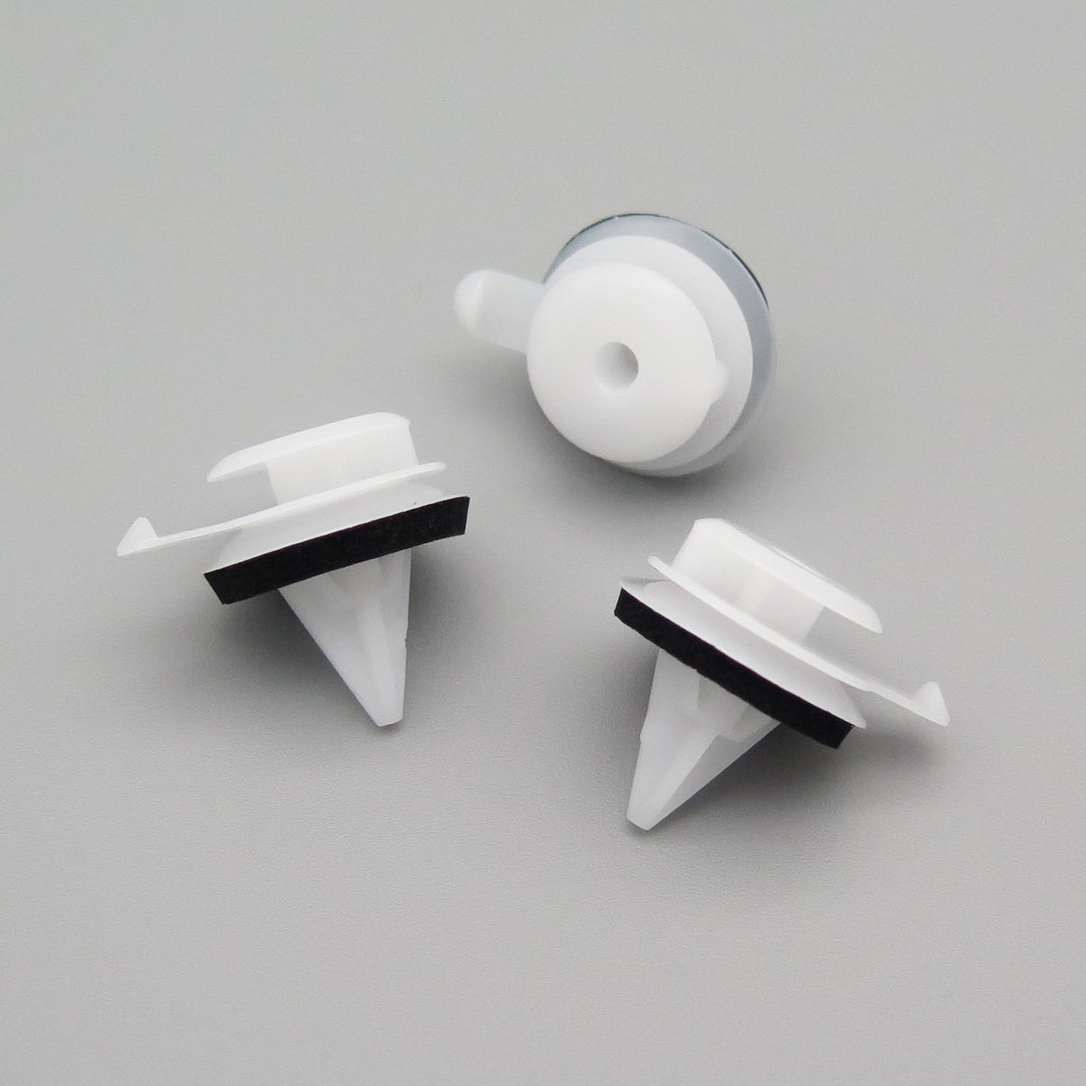 Shop Volvo parts: Trim moulding, Glas Windscreen left A-pillar 31672585 (1087571