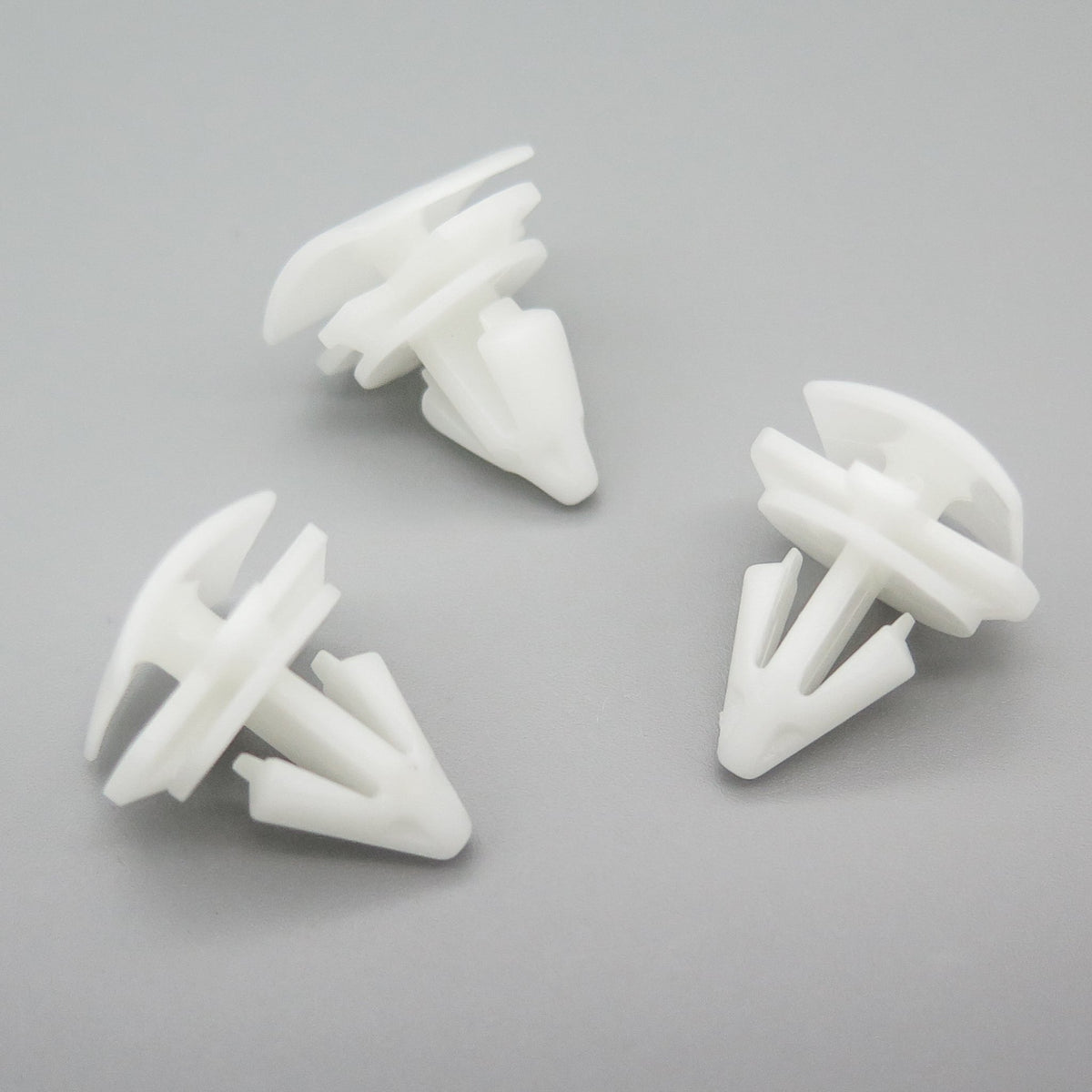 Plastic Body Moulding Clips- Skoda 3C0-853-585 — VehicleClips