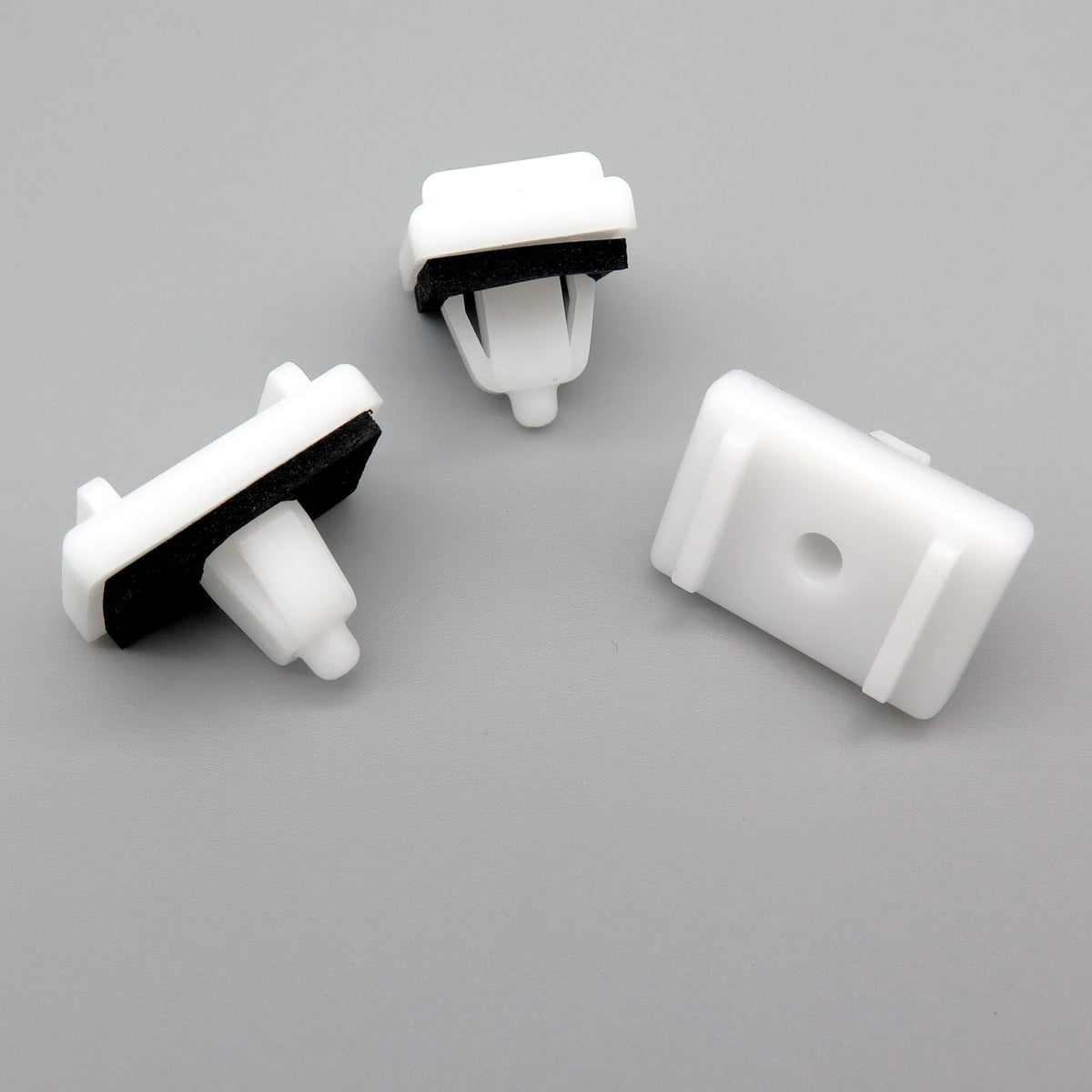 10x VVO Side Skirt / Sill Moulding Cover Trim Clips For Kia Picanto, Ceed - Yellow Plastic, Pack Of 10